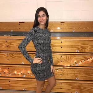 Meet your Posher, Danielle